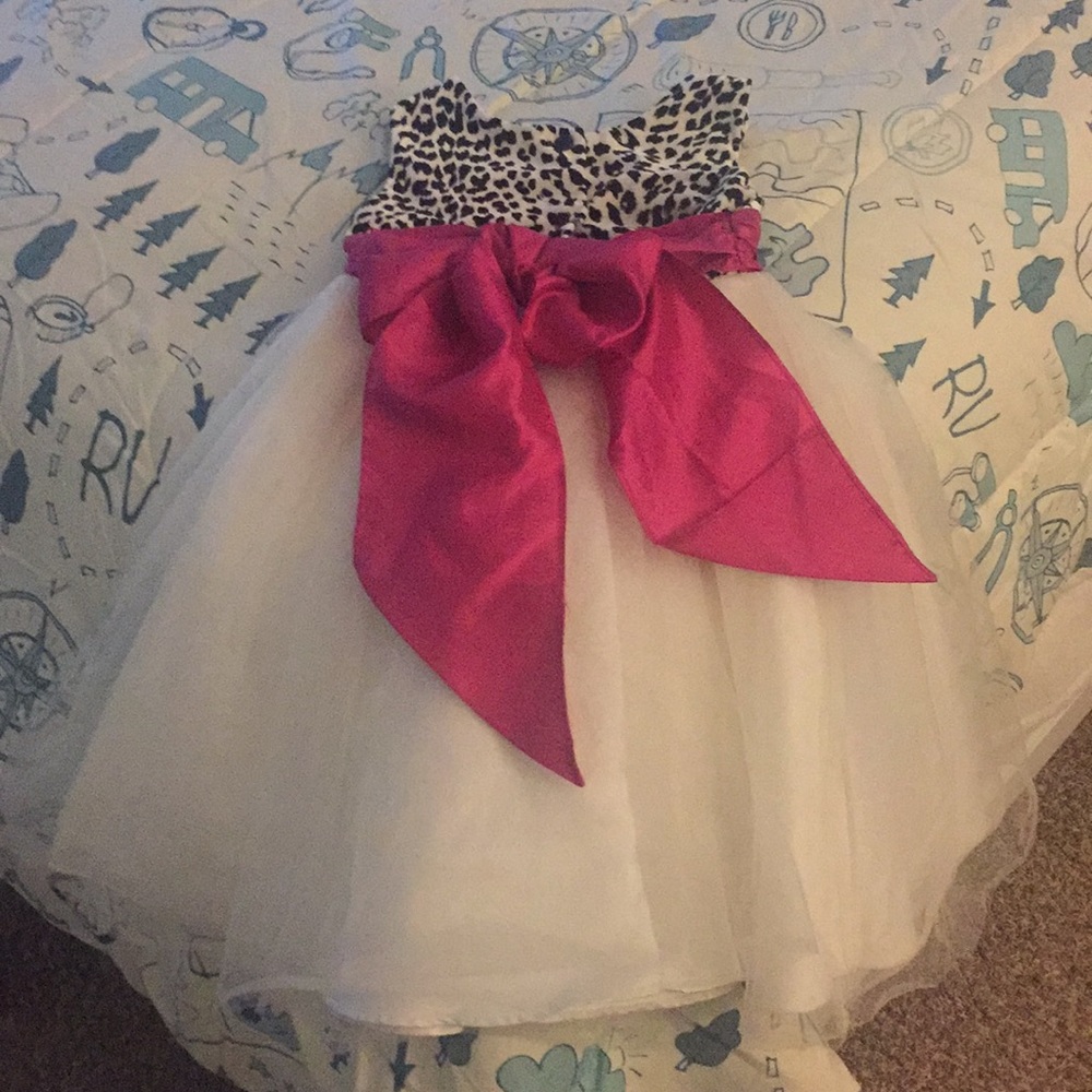 HOLIDAY DRESS - Picture 7 of 7